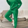 Women's set of sweatshirt and trousers